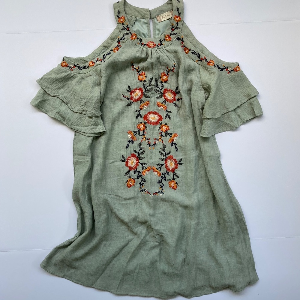 NWT Altar'd State Cold Shoulder Embroidered Dress